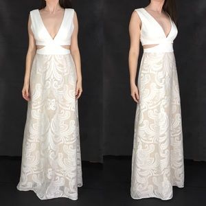 NWT Marilyne lace cutout formal wedding/prom gown